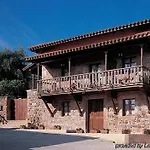 La Corte De Lugas 酒店 4*