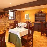La Corte De Lugas