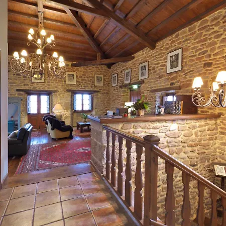 Hotel La Corte De Lugás 4*