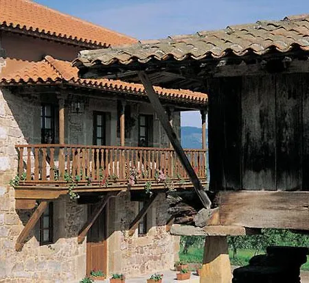 La Corte De Lugas 4* Villaviciosa (Asturias)